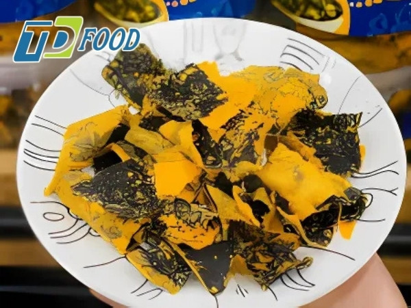 Snack rong biển trứng muối cùng hòa quyện trong một gói nhỏ